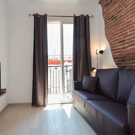 Center Two Bedrooms Apartment, In A 1870's Full Renewed Building Apartment *