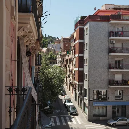 Apartment Center Two Bedrooms Apartment, In A 1870's Full Renewed Building *