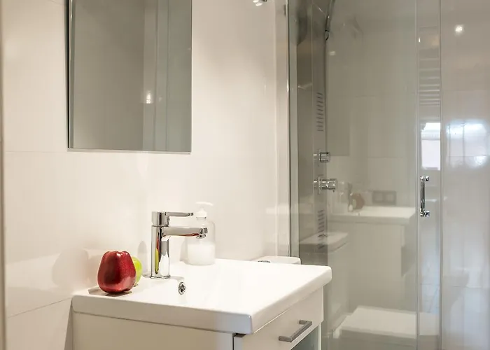 Apartment Center Two Bedrooms Apartment, In A 1870's Full Renewed Building